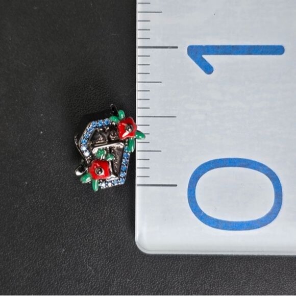 ๐ Unique Coffin Charm with Flowers in 925 Silver (NWOT) - Picture 9 of 9